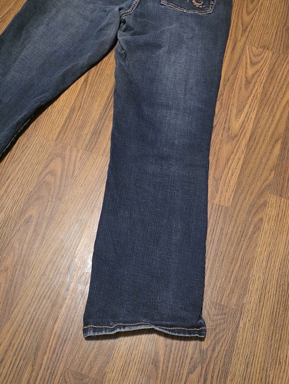 Wrangler Aura Womens Size 10 Dark Wash Bootcut Jeans Embroidered Pocket Western - Picture 9 of 11
